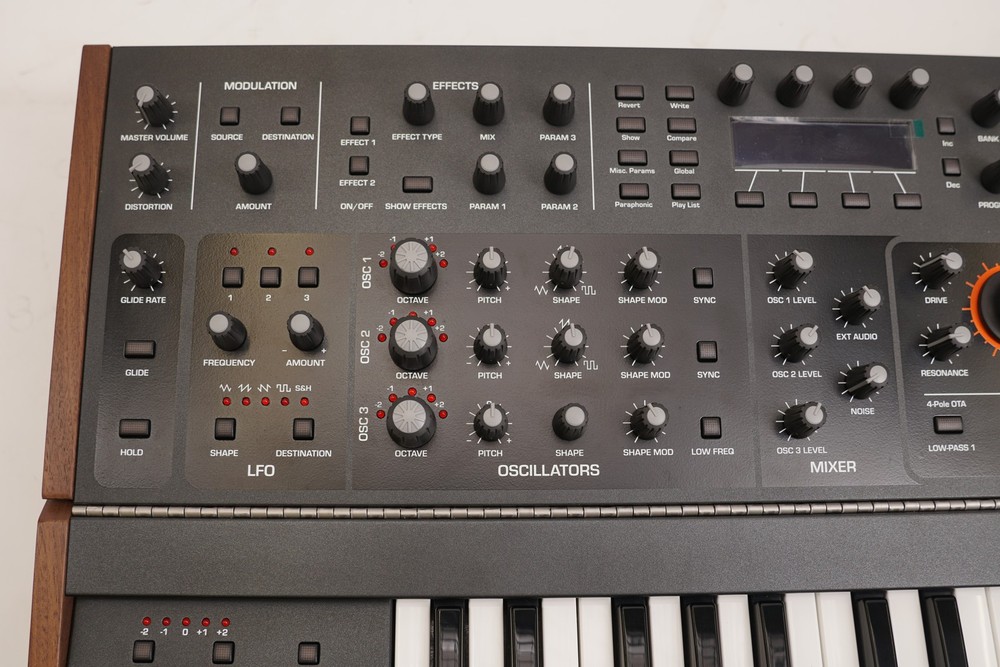 Sequential Pro 3 SE Special Edition Multi-filter Monosynth PRO