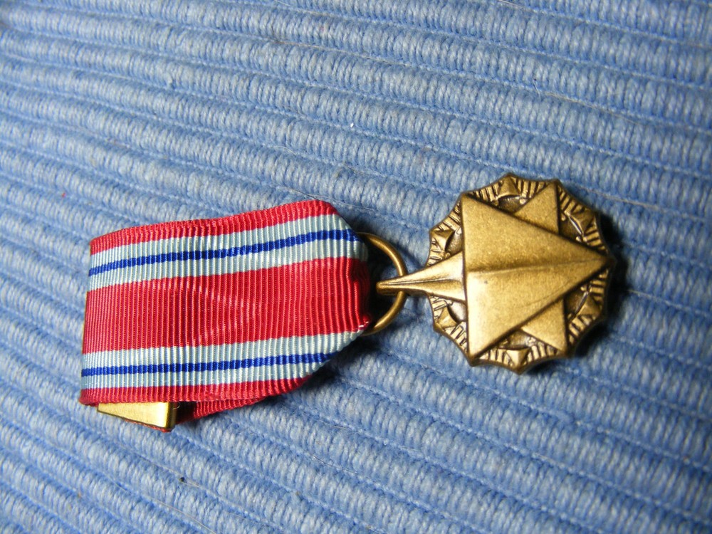 AIR FORCE COMBAT READINESS MEDAL