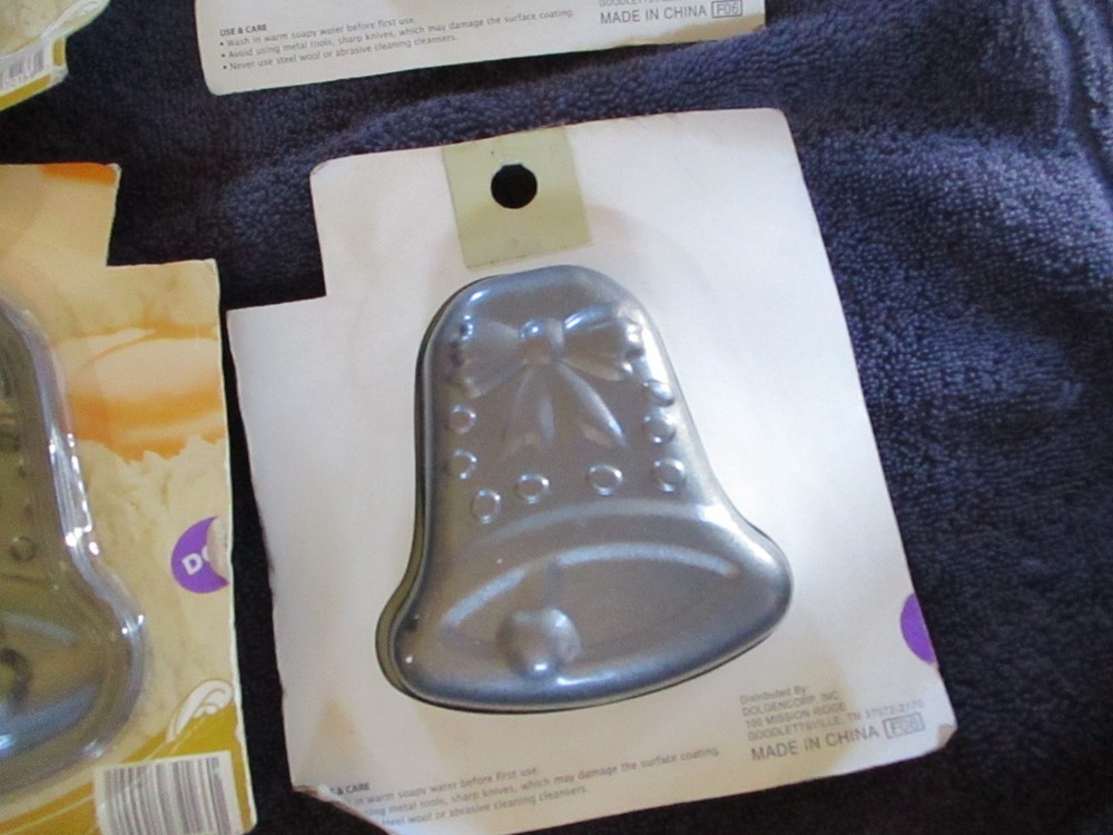 Mini Baking Pans Trees, Snowflake, Bell LOT 10 Pkgs 2 Per Pack - Non Stick