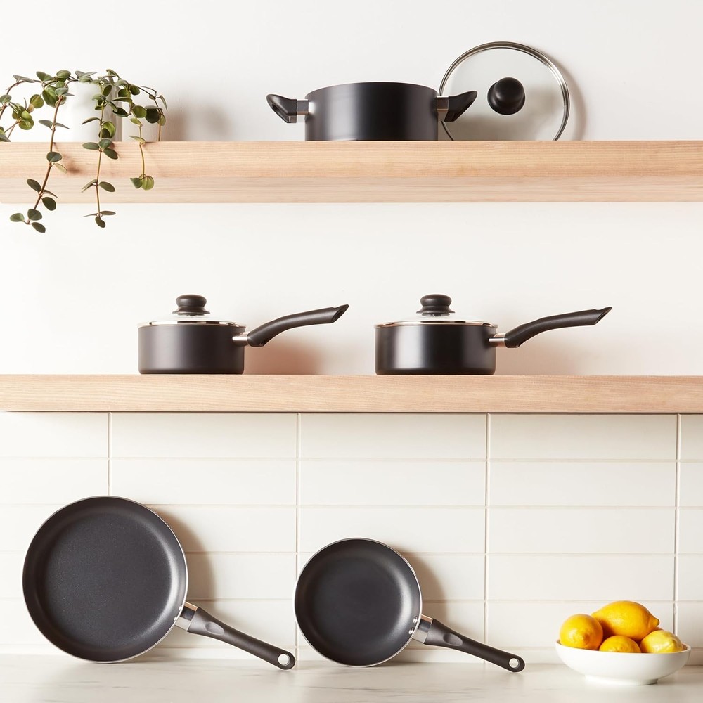 Non-Stick Kitchen Cookware 8-Piece Set Non-Induction Includes Pots & Pans Black