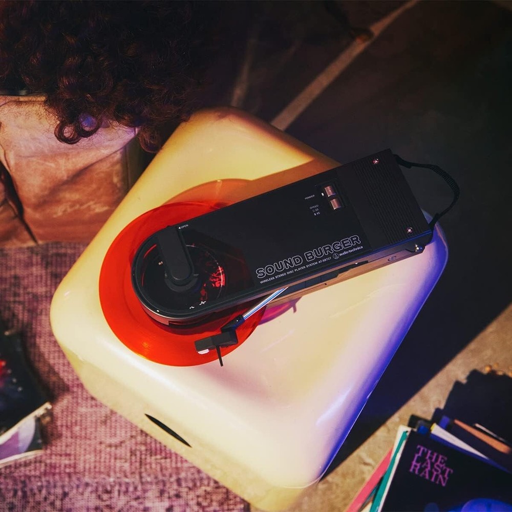 Audio Technica Sound Burger Portable Bluetooth Turntable (Black)