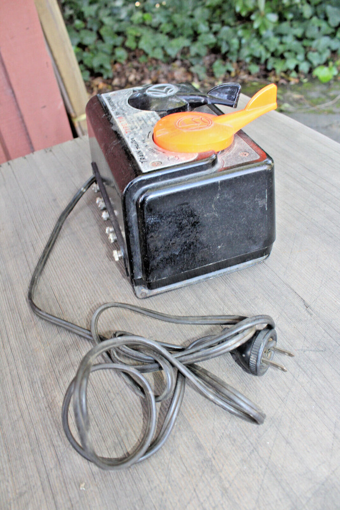 Lionel Postwar TW 175 Watt Transformer b2
