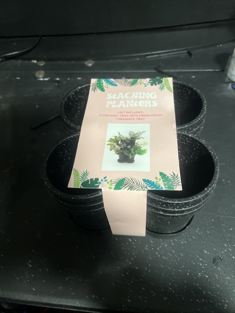 Stacking Planters – Speckled Black – 3‑Tier Set with Tray