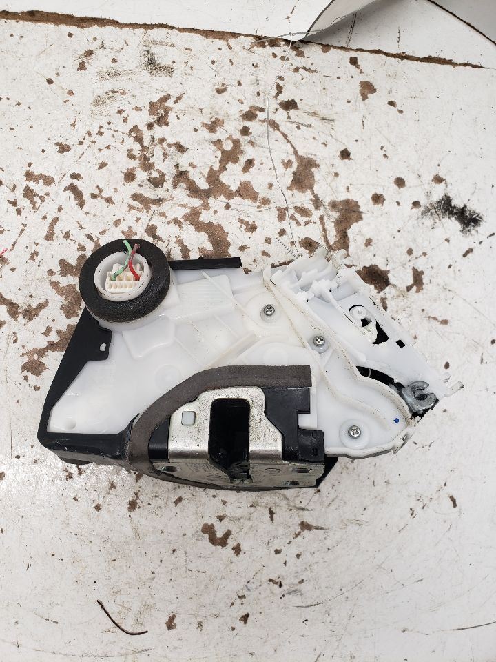 Door Lock Actuator 2015 LEGACY OEM