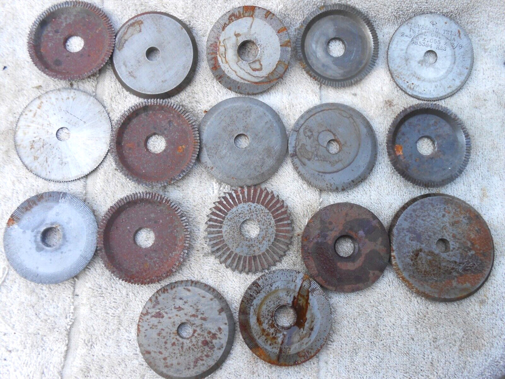 Lot of 17 Cutter Blade