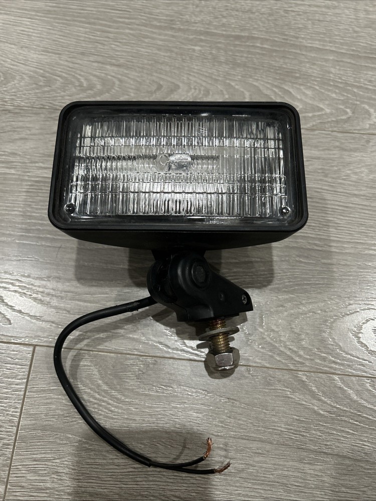 Grote 64611 Composite Work Light   Top Mount, Flood, 12 V