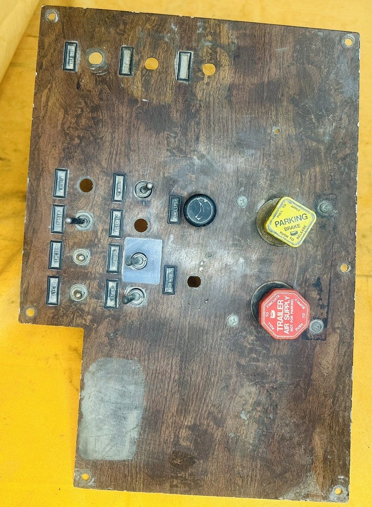 Peterbilt Switch Dash Panel