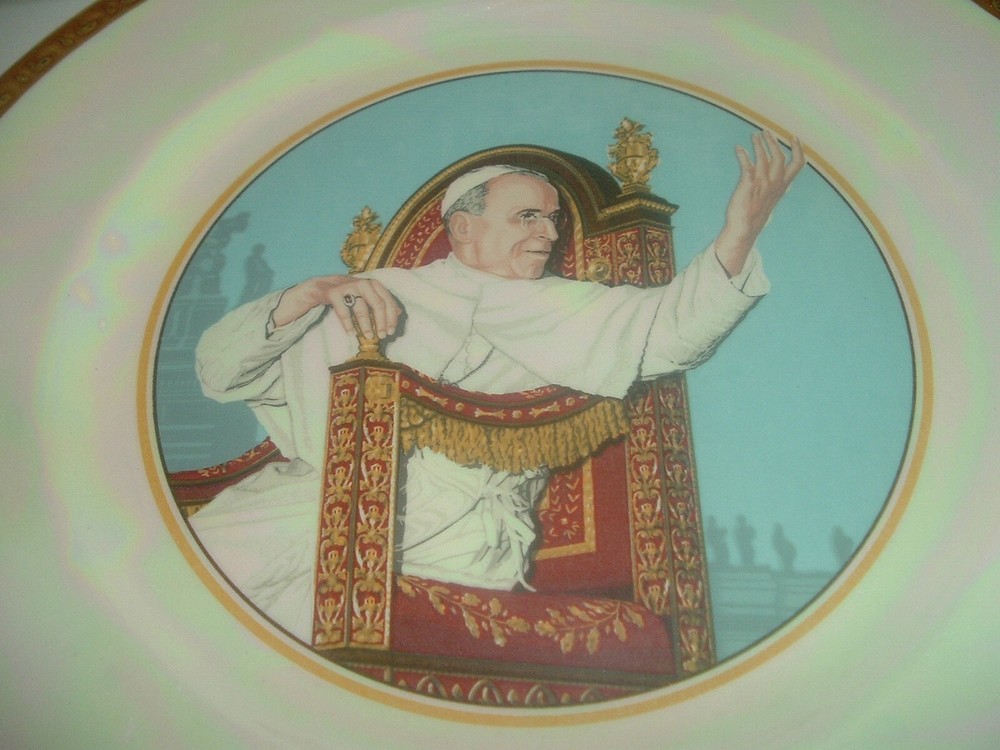 Homer Laughlin Pope Pius XII plate