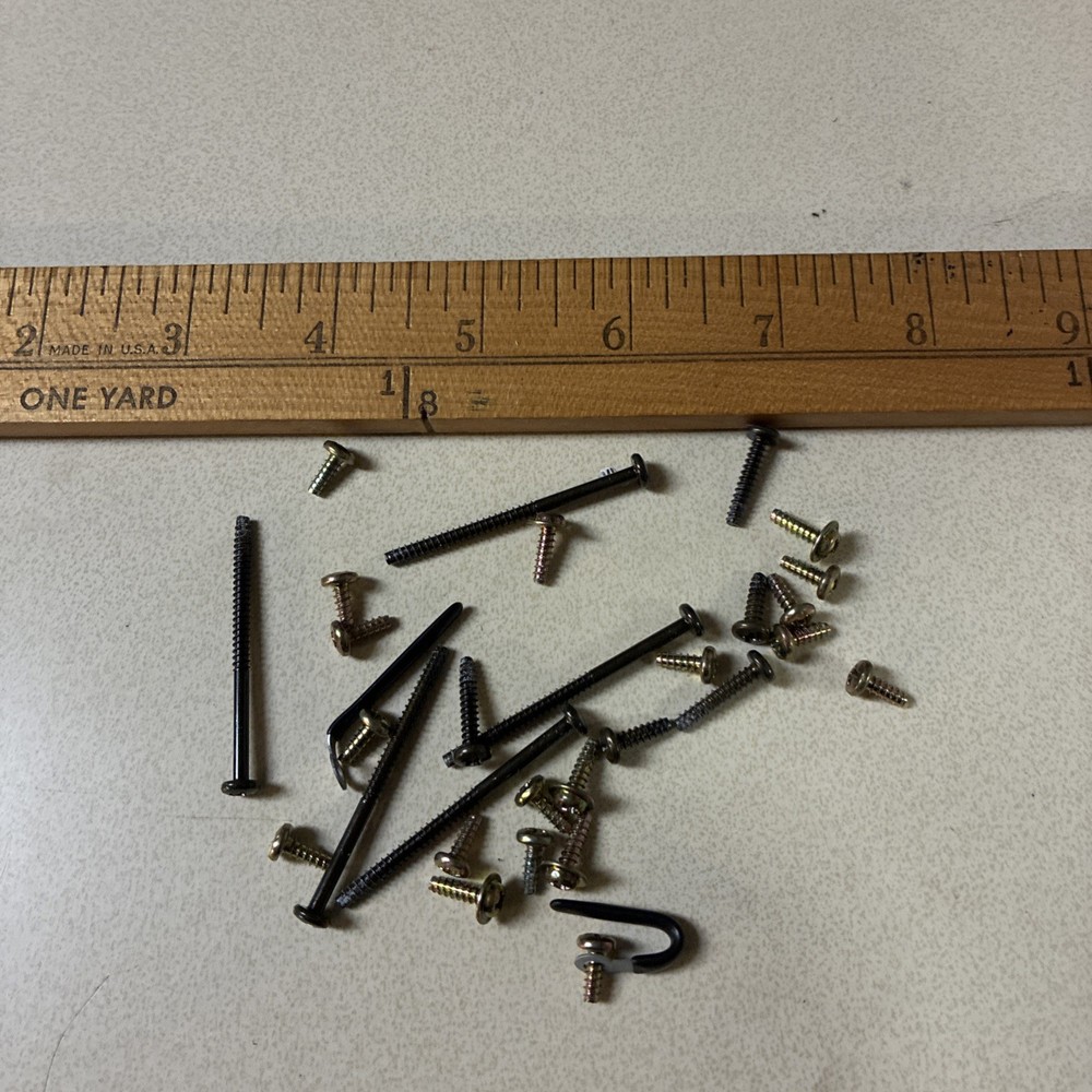 Fostex Multitracker XR-5 original Replacement Part Case Screws