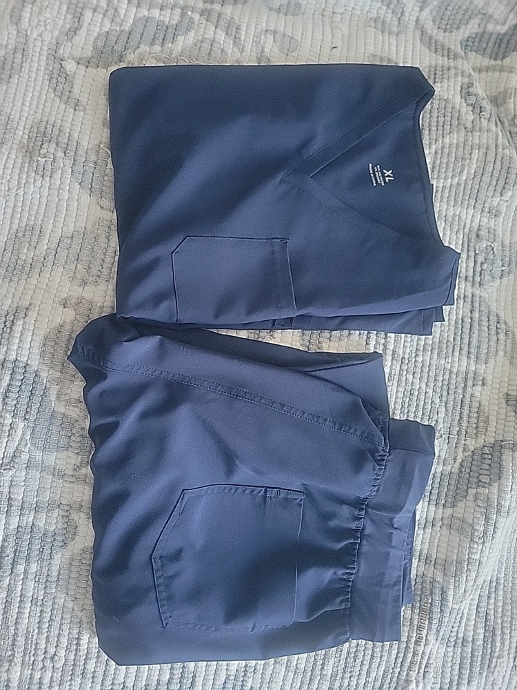 Navy Blue Polyester Scrub Set -- Women's XL