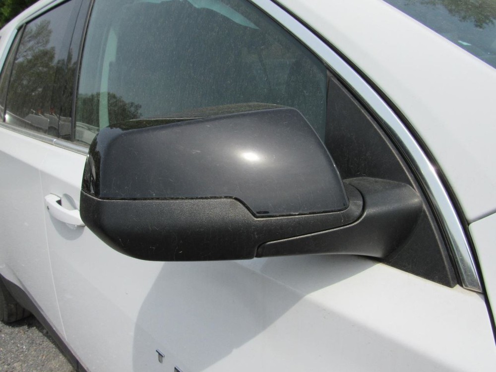 TRAVERSE 2021 Glove Box 1042784