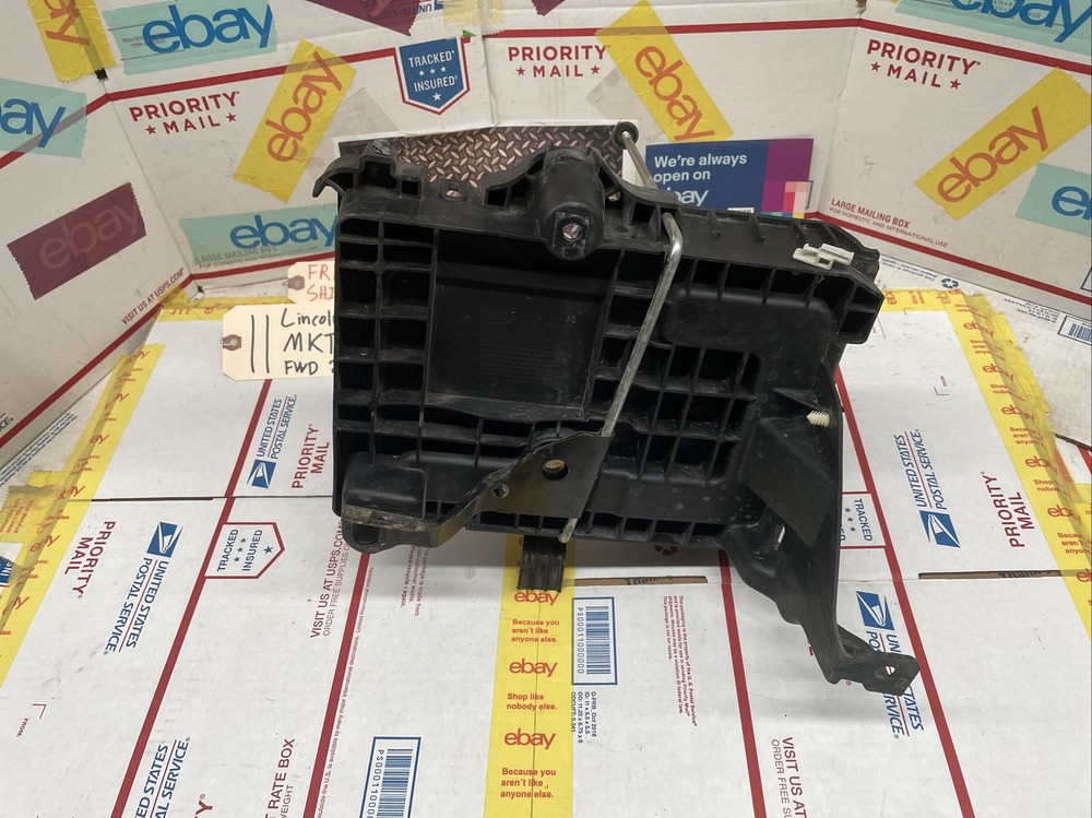 2010-2019 LINCOLN MKT BATTERY TRAY