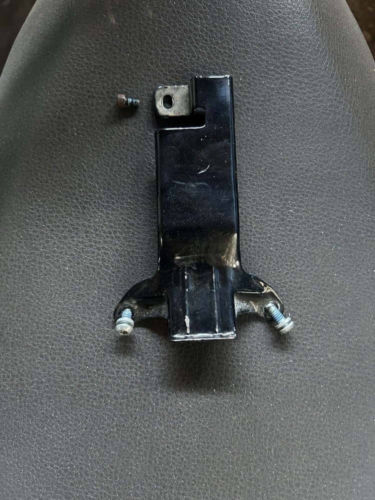 2021 Harley-Davidson Seat Bracket