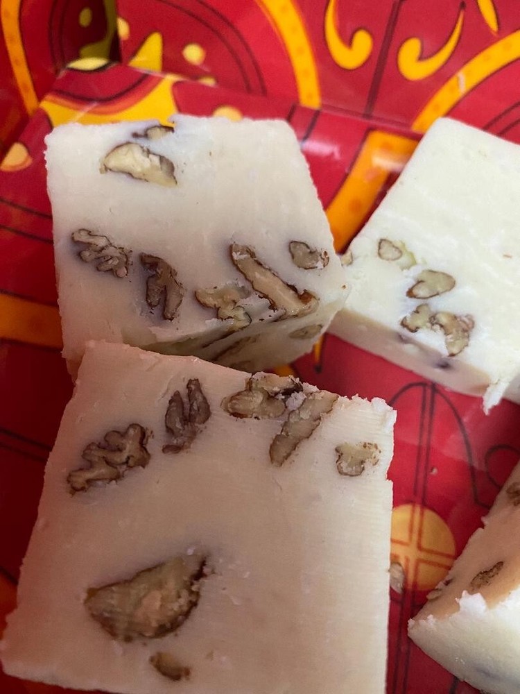 Vanilla Pecan Fudge 1/2 pound