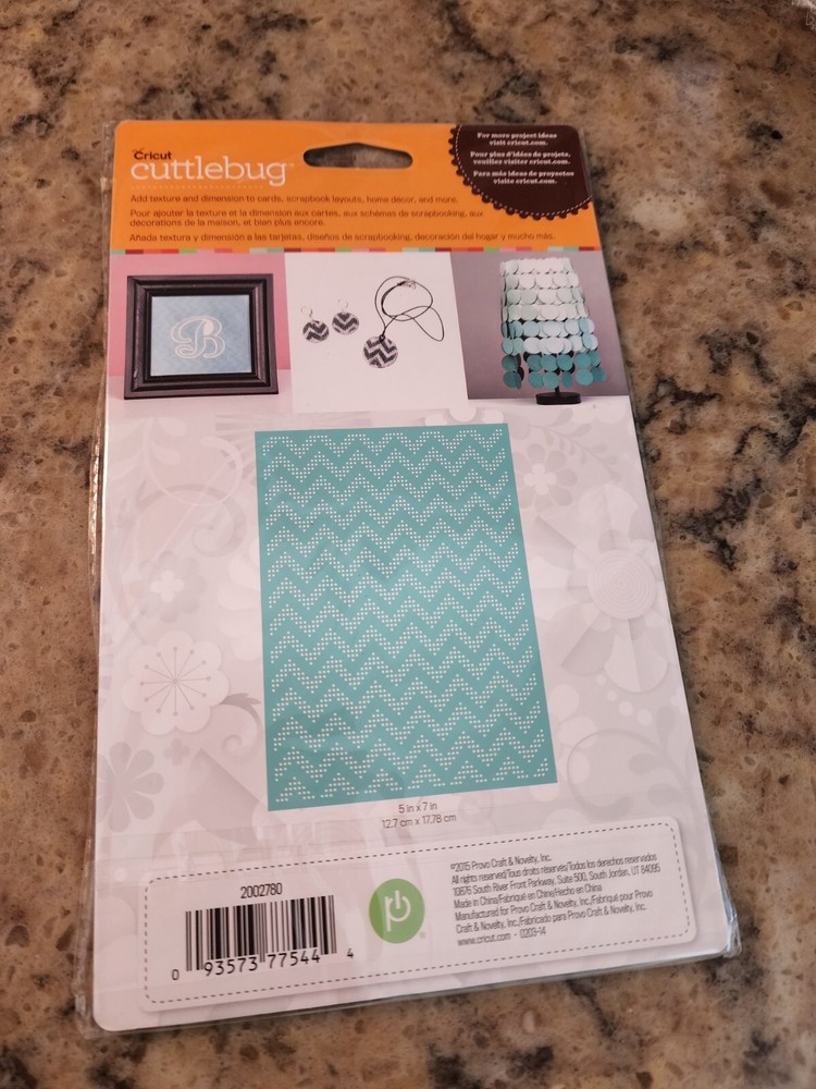 NEW Cricut Cuttlebug Charles Embossing Folder 5x7 2015