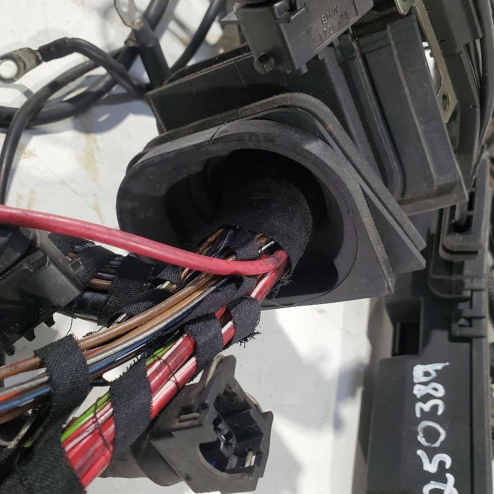 1994 BMW 525I OEM Engine Wire Harness 2.5L Automatic