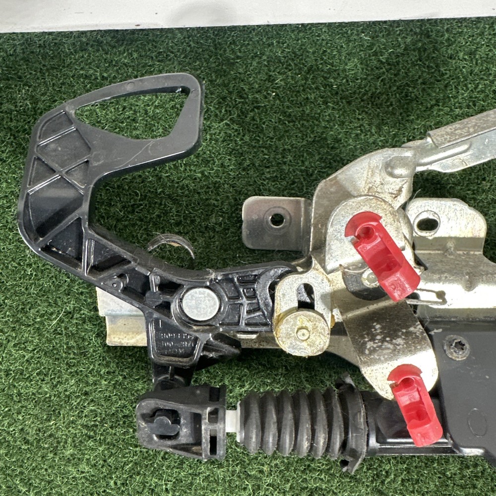 2013-2018 RAM 1500 2500 3500 TAILGATE HANDLE LOCK ACTUATOR OEM