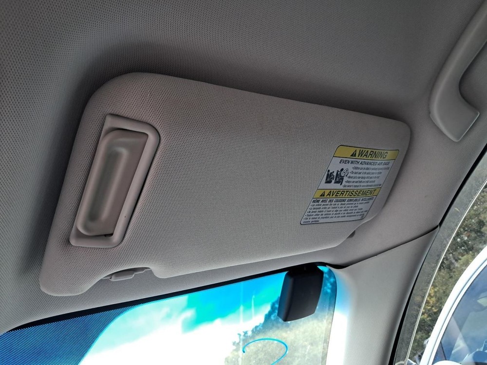 LEGACY 2011 Glove Box 4848503