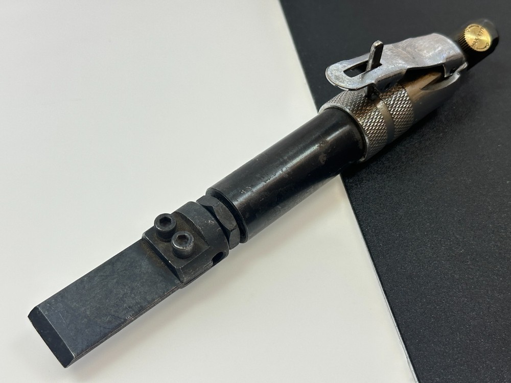 CENTRAL PNEUMATIC Air Pneumatic Gasket Scraper Tool w/ 1" Wide Blade