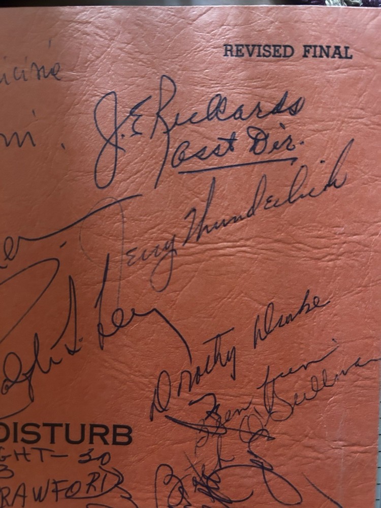 Do Not Disturb 1965 Movie Script With Signatures