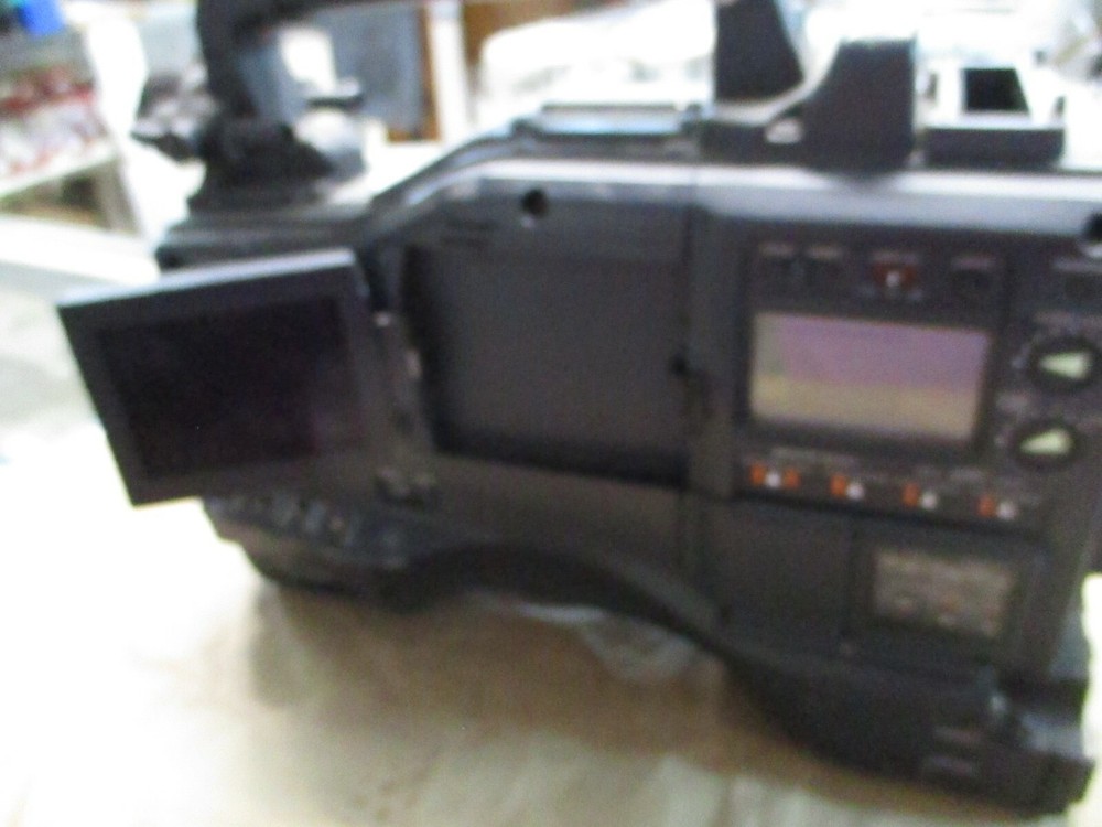 Panasonic AJ-D700P DVCPRO Digital Video Cassette Camera- Powers On " NOT TESTED"