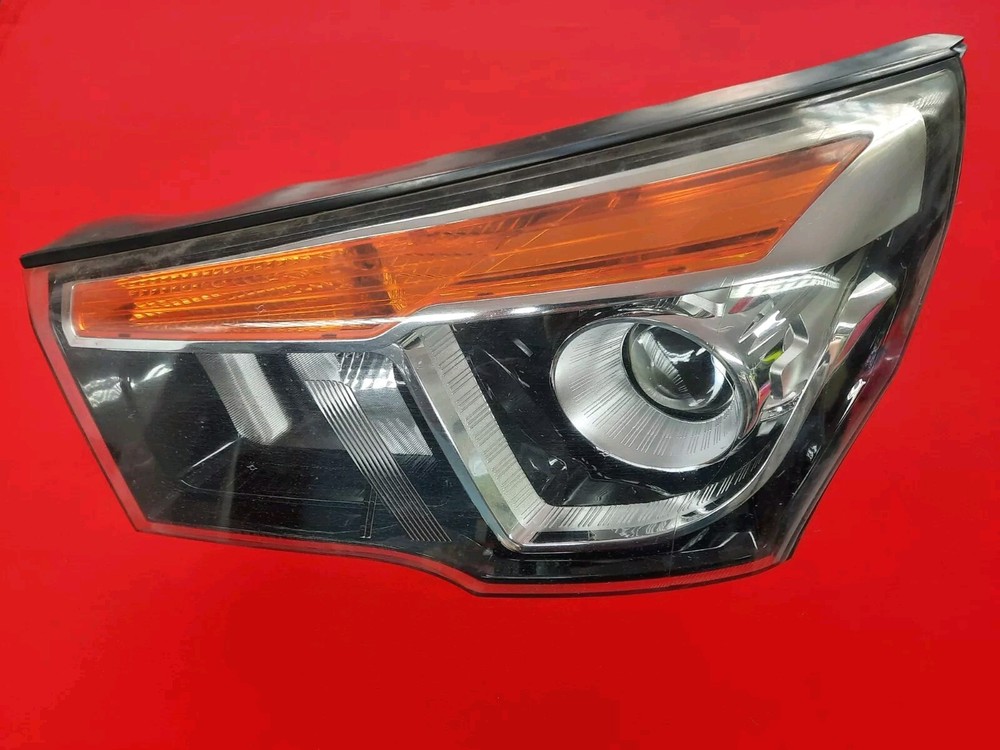 SSANGYONG TURISMO HEADLIGHT PASSENGER SIDE 2015