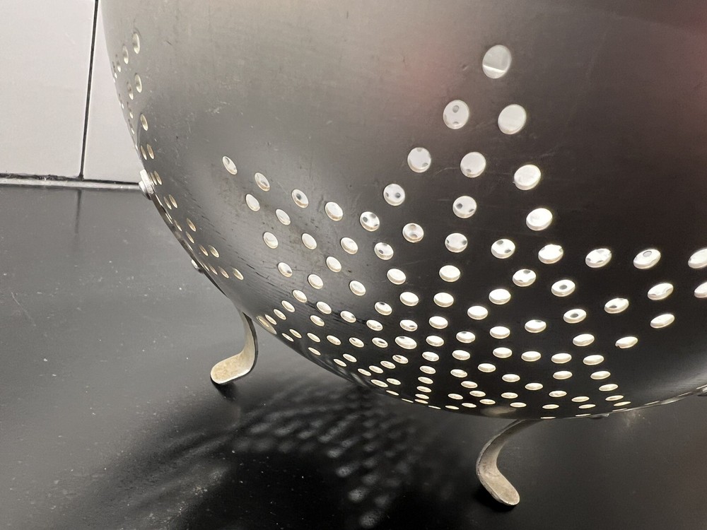 Vintage Aluminum Footed Colander Strainer Star Pattern