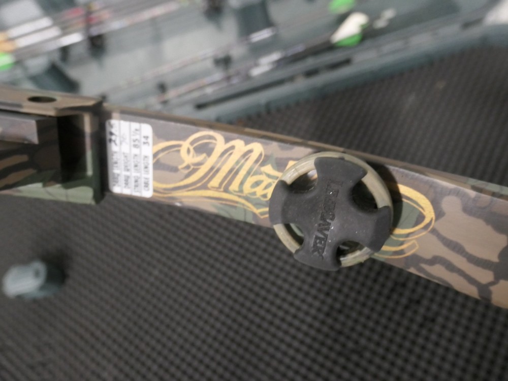 Mathews Solo Cam Machine Riser Bow RH 70LB