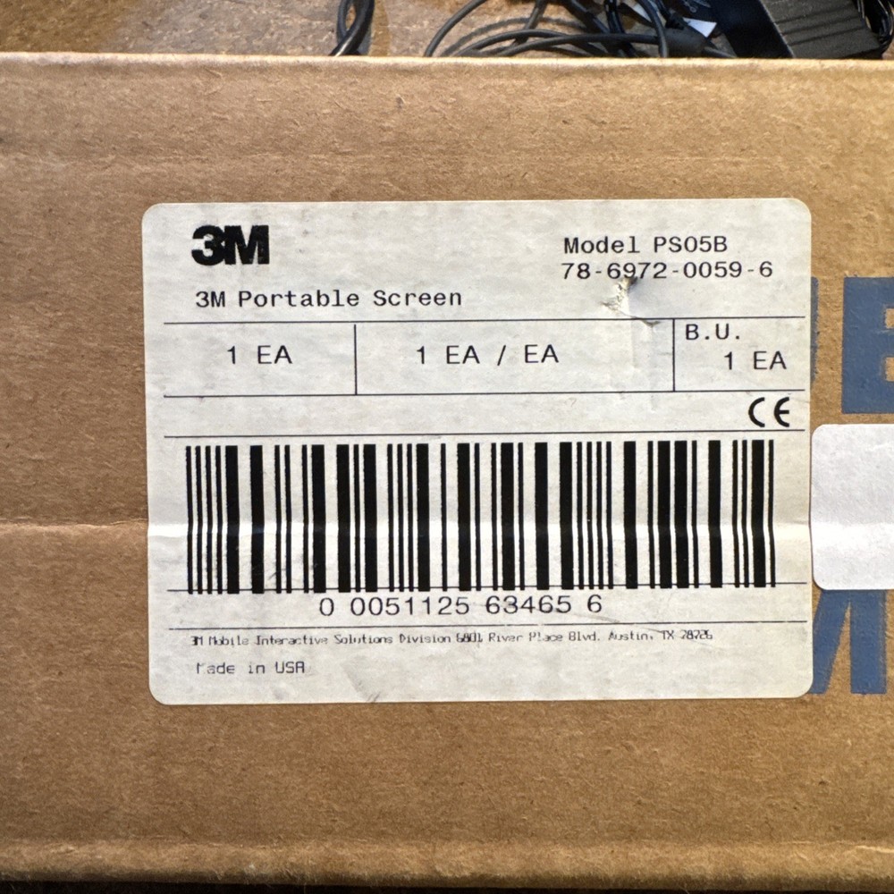 3M PS05B Portable Projector Screen *NEW*