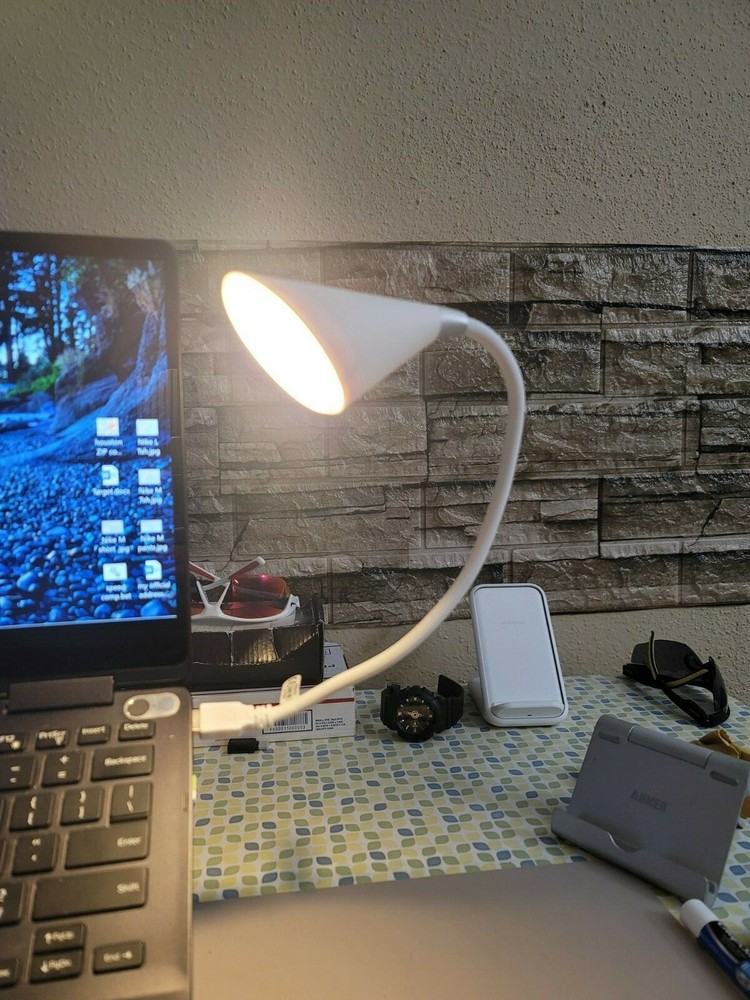 USB Led Lamp with Bluetooth Speaker Flexible and Adjustable-New