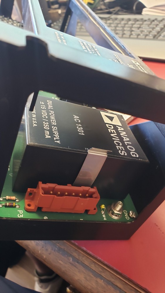 ANALOG DEVICES 3B01 16CH BACKPLANE MULTIPLEXER SYSTEM ( E1-2)