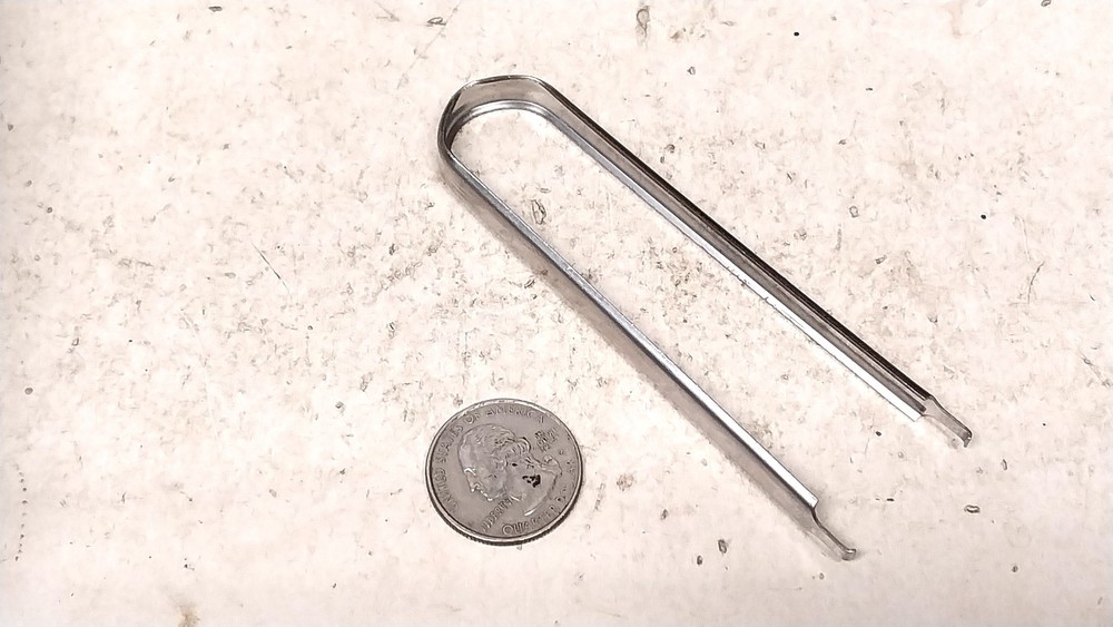 Nice DIP IC Integrated Circuit Puller Extraction Tool / Old Vintage Computer