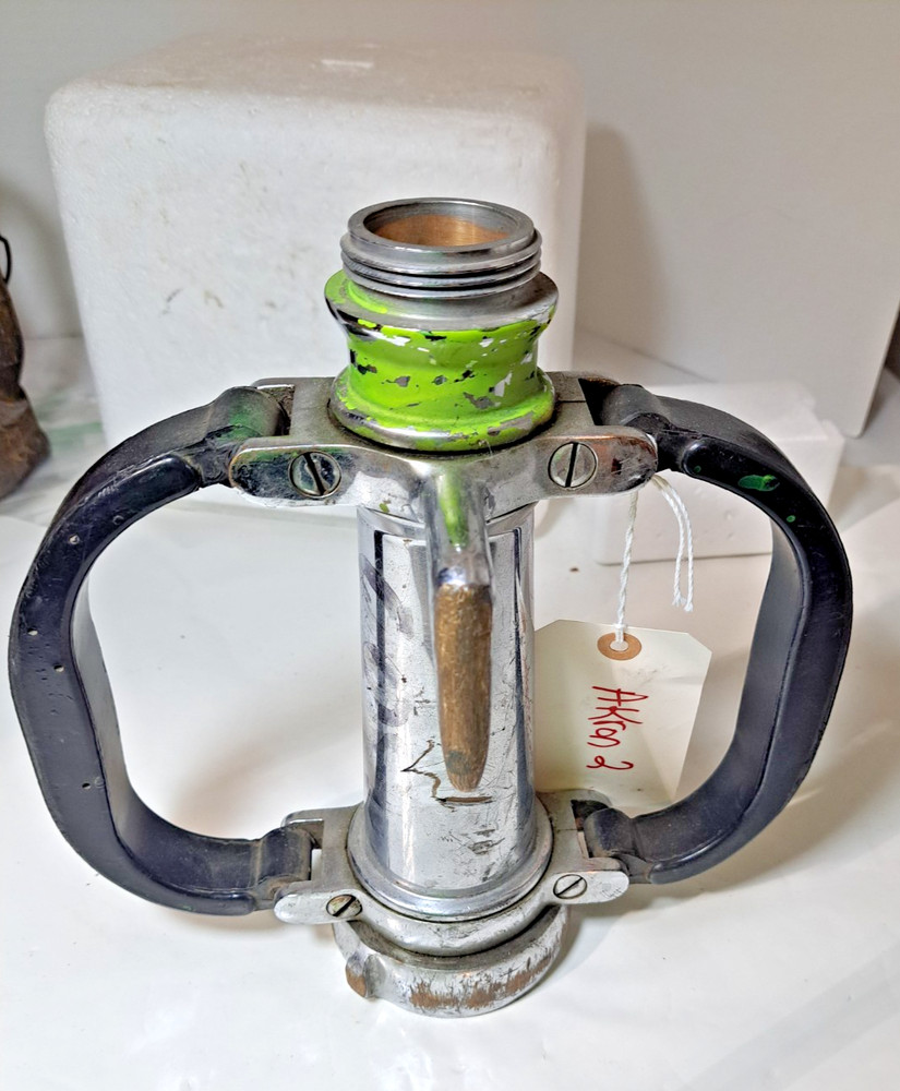 AKRON BRASS 2 Handle Heavy Fire pLAYPIPE