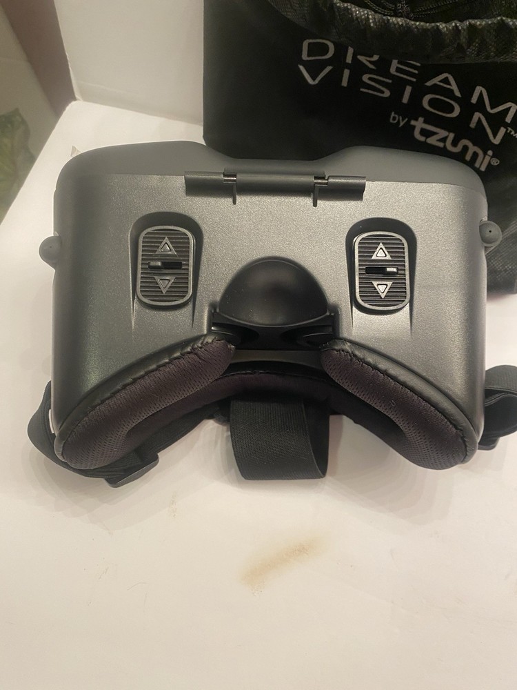 Dream Machine By Tzumi