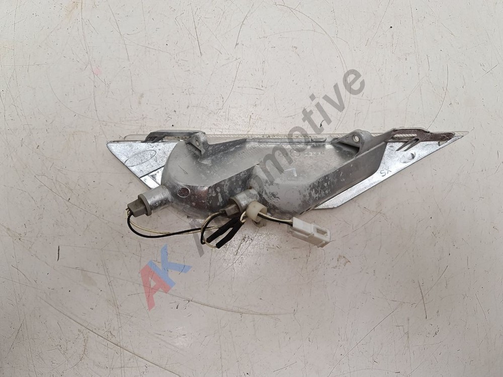 Piaggio X8 125 2004~2007 - Front Leftt Indicator Unit