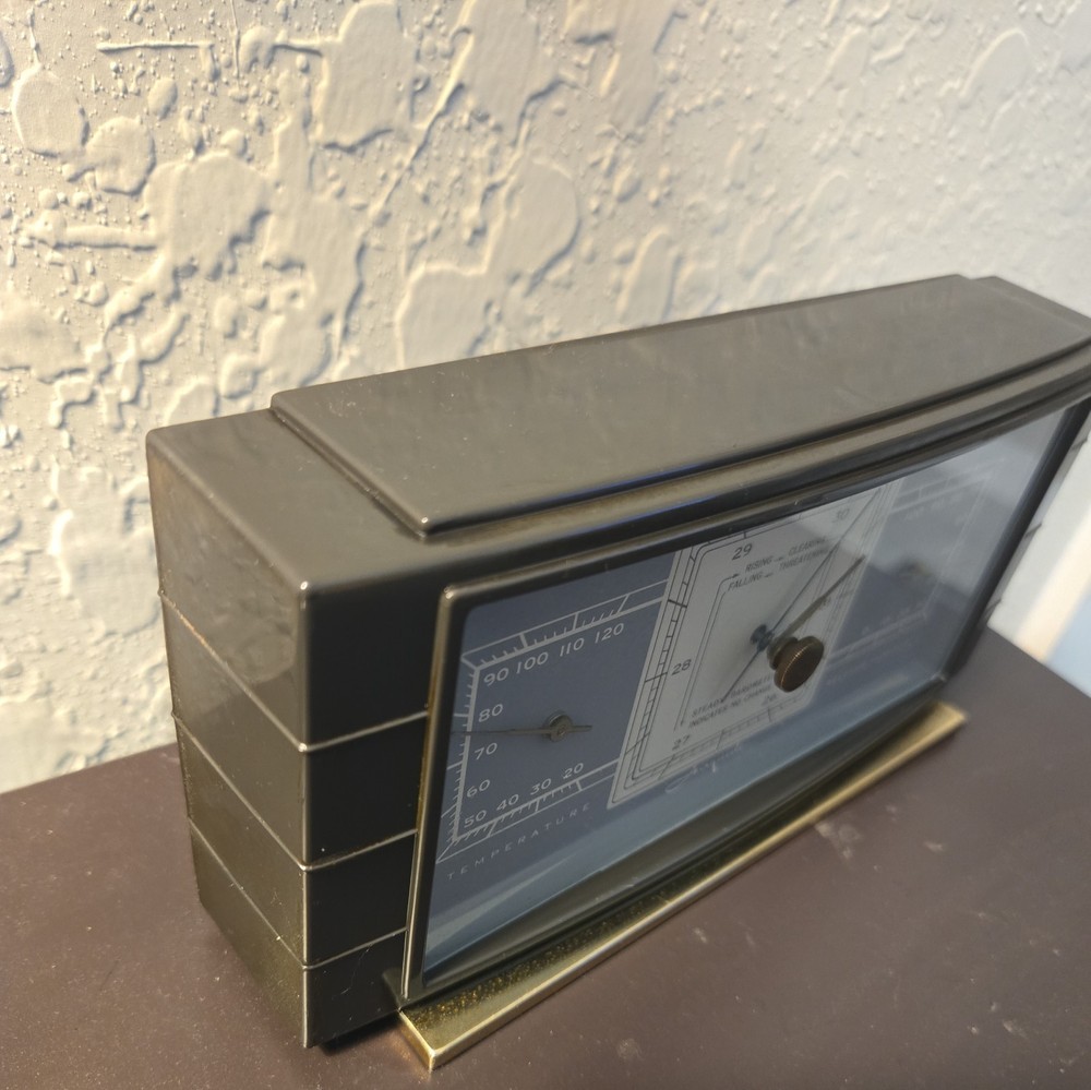 Vintage AIRGUIDE Barometer (Art Deco)