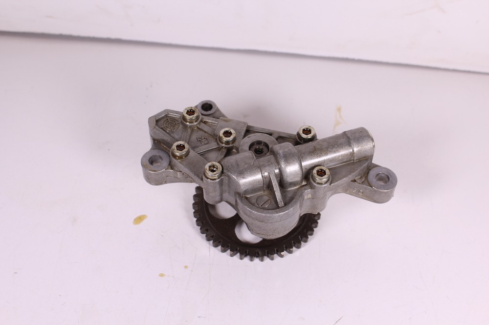 2009 DUCATI MONSTER 696 OIL PUMP