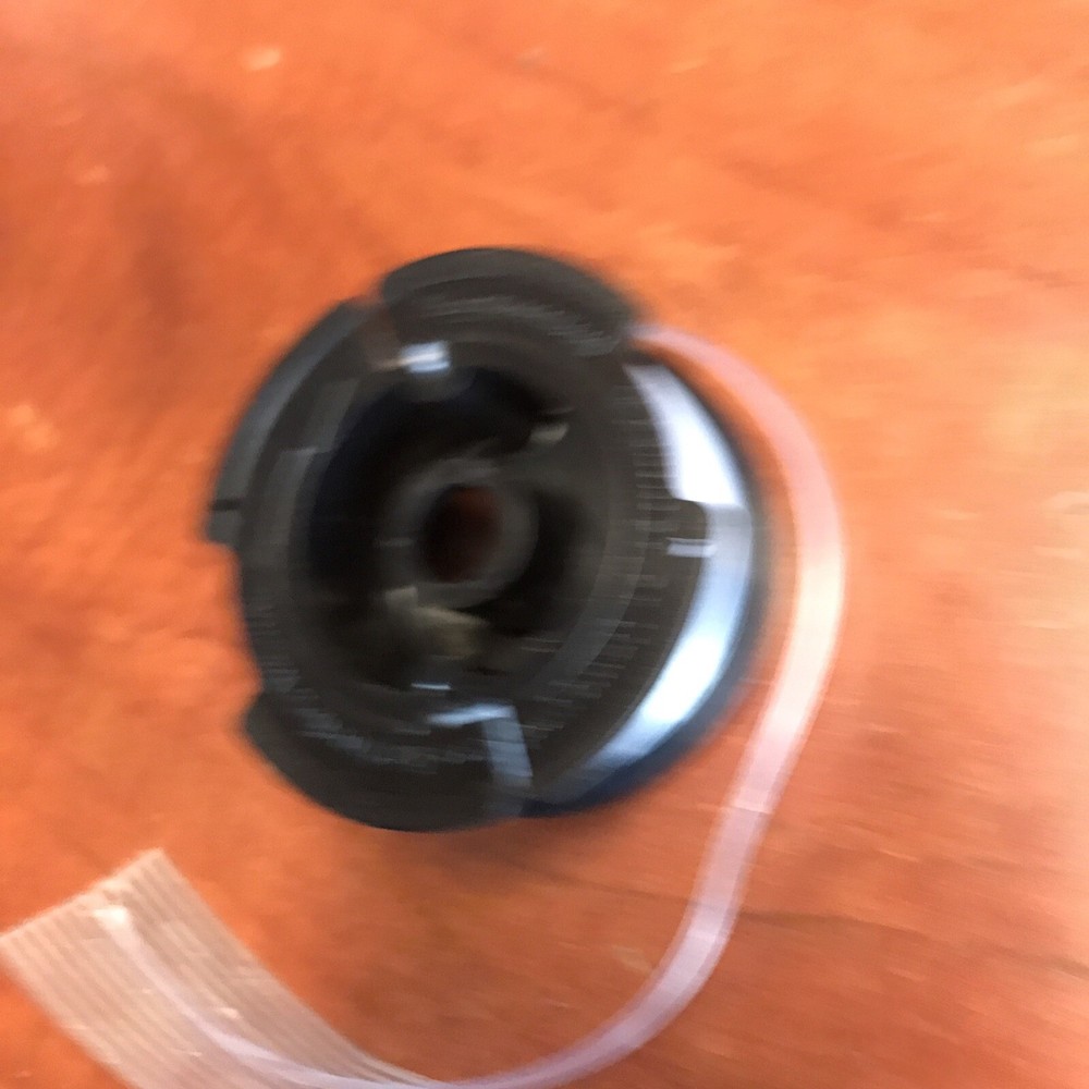 New OEM Part Head Spool Assy Black&Decker Electric String Trimmer ST7700 Type 4