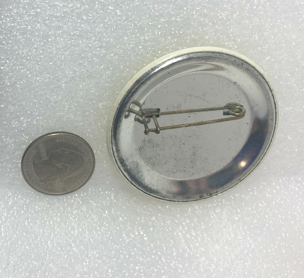 Volunteers Make A Difference Pin