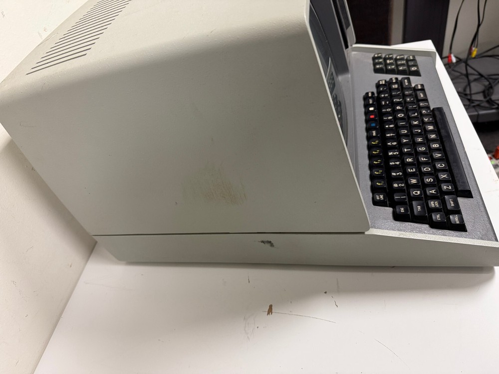 Vintage Heathkit Video Terminal Computer H89 or H89A ?