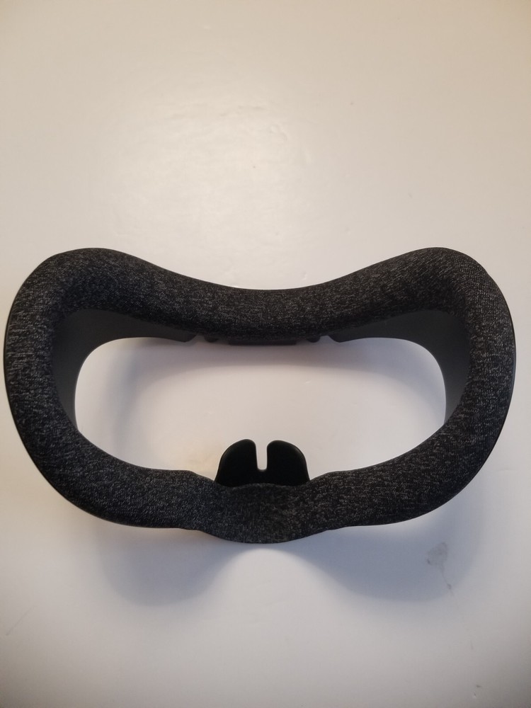 Valve Index PC VR Headset Full Kit - 2.0 stations - Tested & working - Very good
