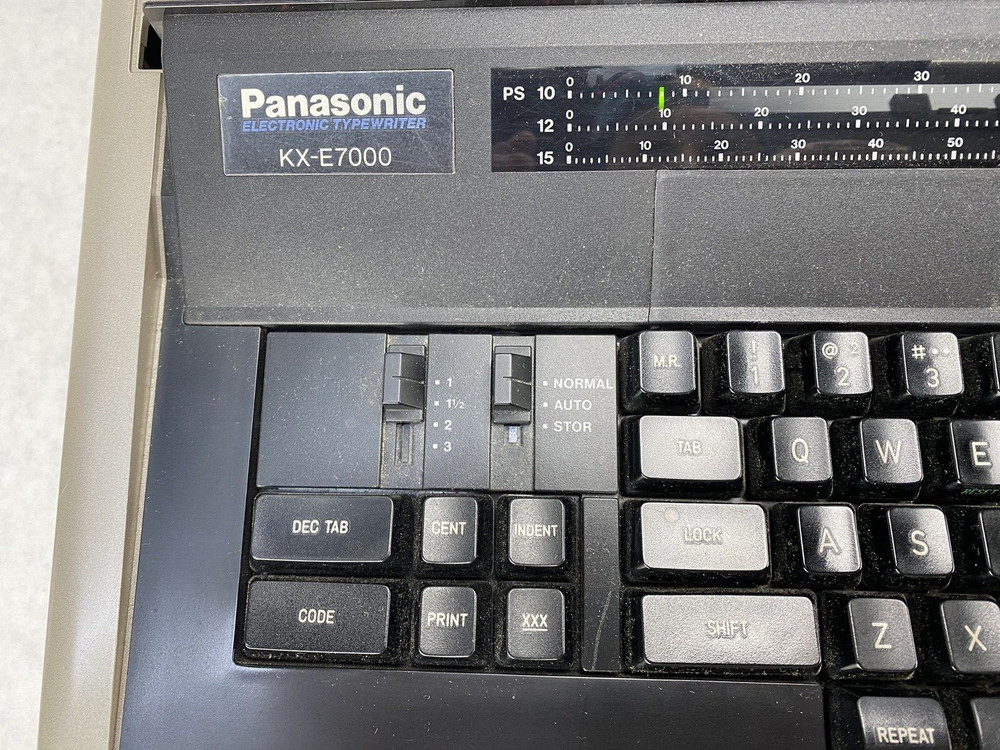 DEFECTIVE Panasonic KXE7000 Electric Typewriter G3D