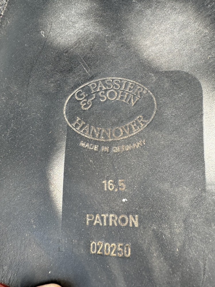 G. Passier & Sohn Hannover 16.5” Leather saddle