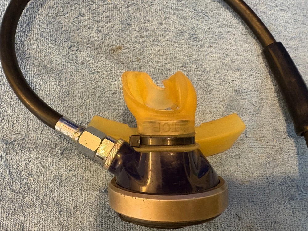 Tusa Liberator Scuba Regulator