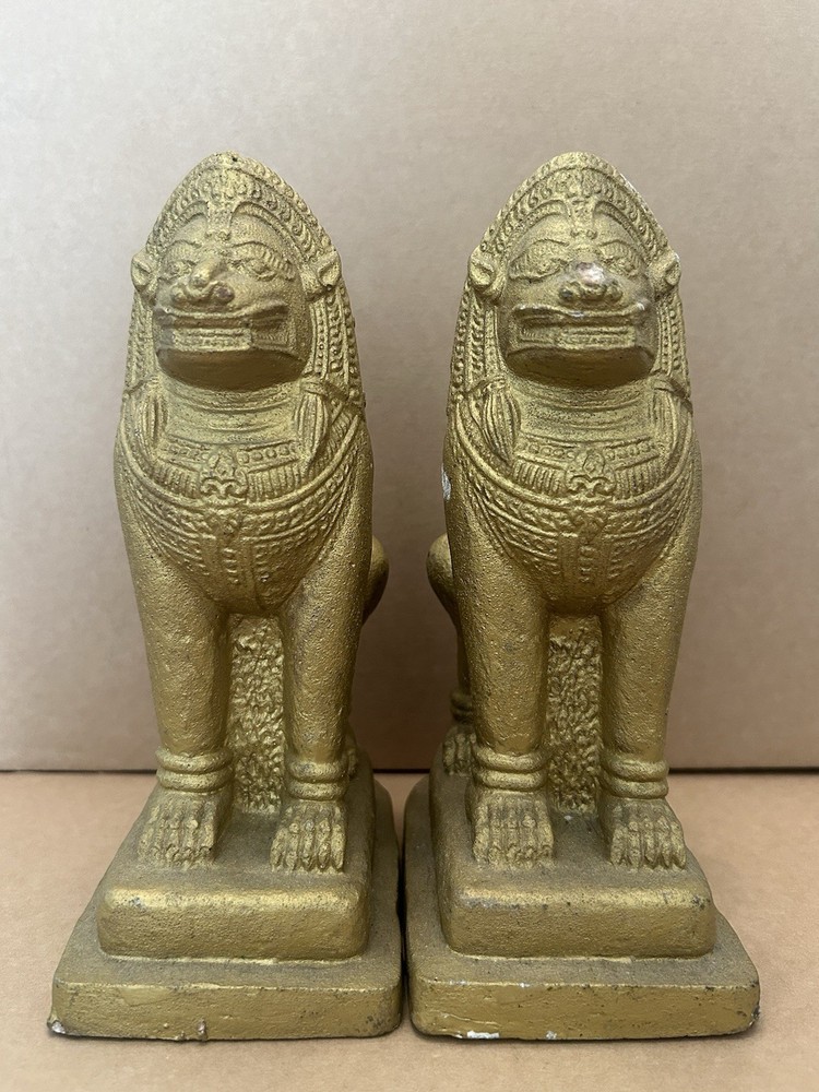 VINTAGE STONEWARE/CHALKWARE FOO DOG BOOKENDS.