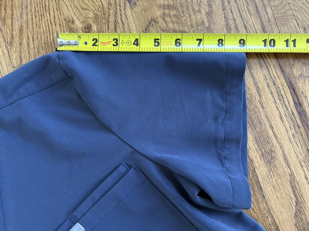 FIGS Scrub Top Womens Navy V-Neck Pocket Technical Collection Nursing Medium