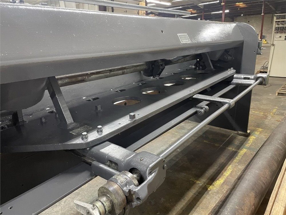 10' Wide Cincinnati 1010 Shear