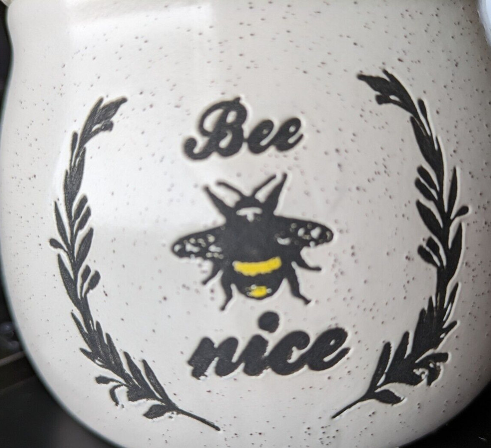 BEE COLLECTION CERAMIC CREAMER AND SUGAR BOWL BEE Nice