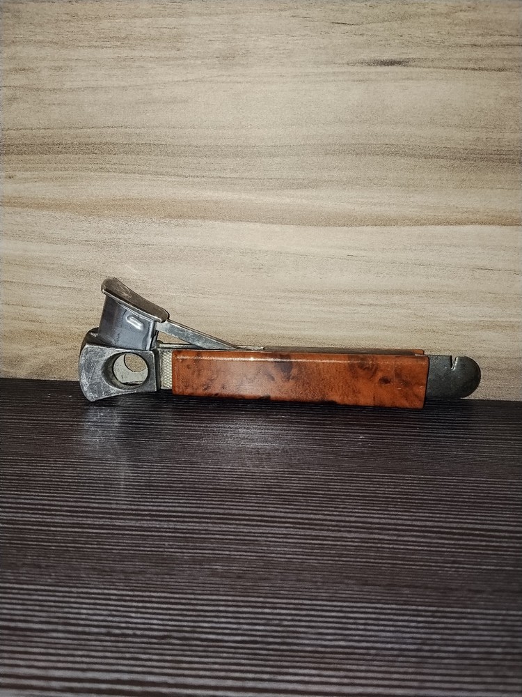 Root Color Cigar Cutter