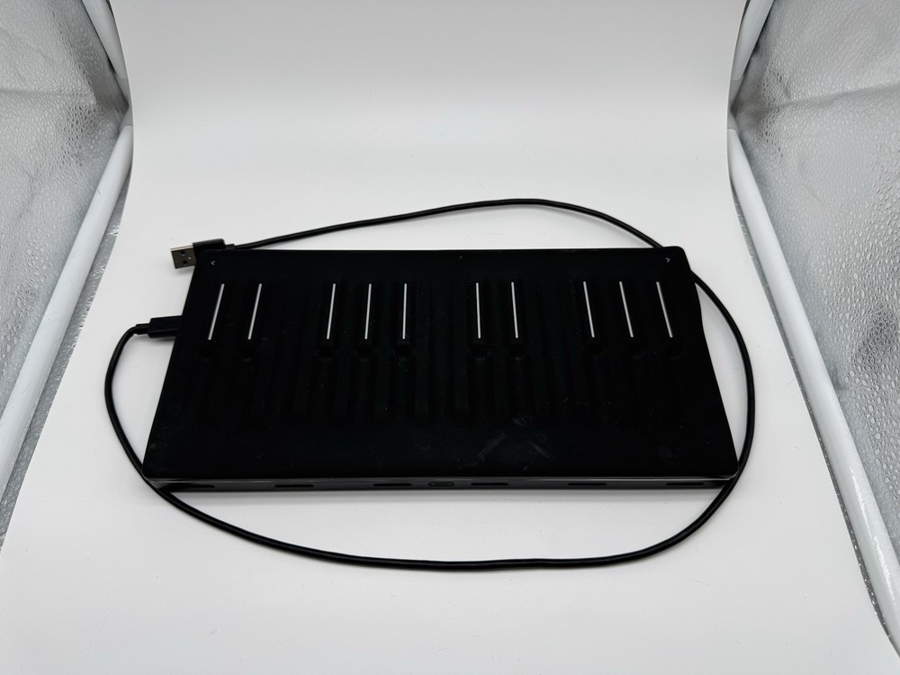 ROLI Seaboard Midi Controller Keyboard Touch Responsive